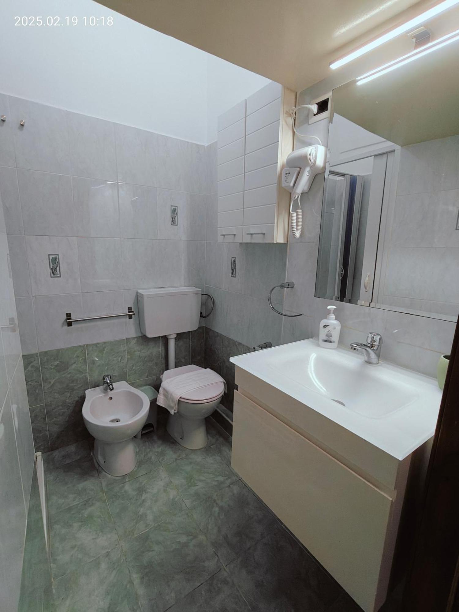 Giulio'S Apartment Катания Екстериор снимка