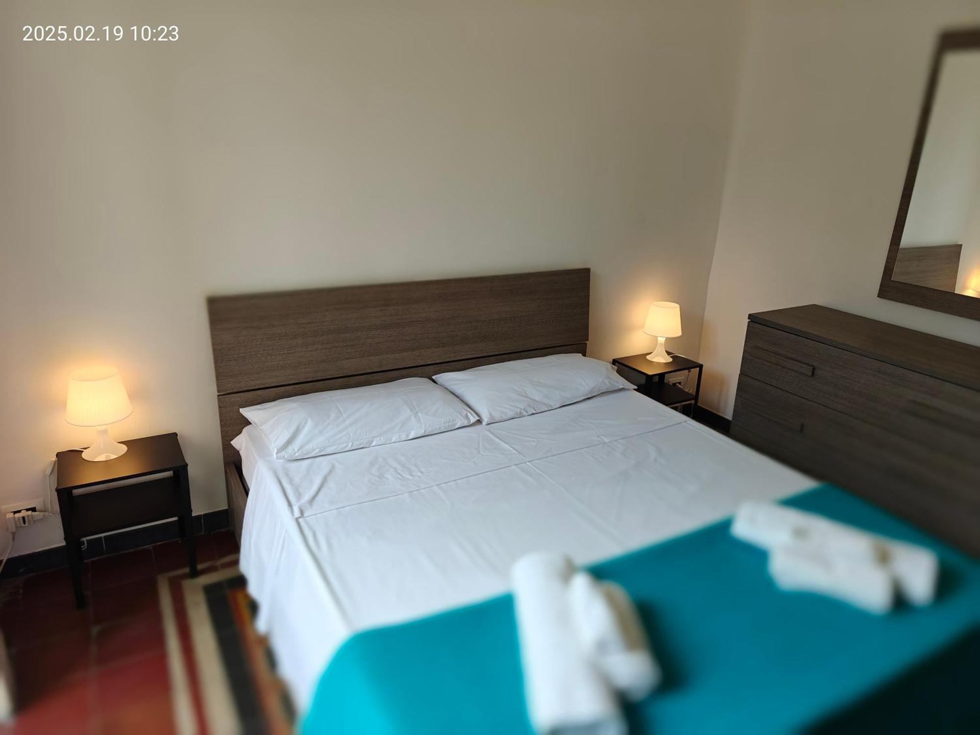 Giulio'S Apartment Катания Екстериор снимка